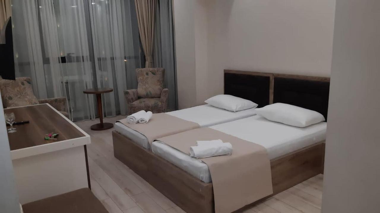 Hotel Batumi Palace Eksteriør billede