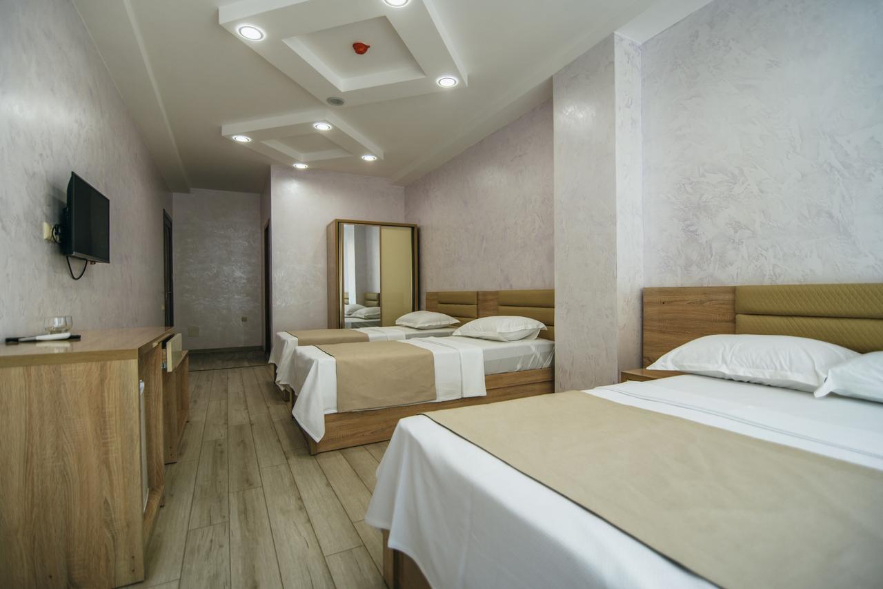 Hotel Batumi Palace Eksteriør billede