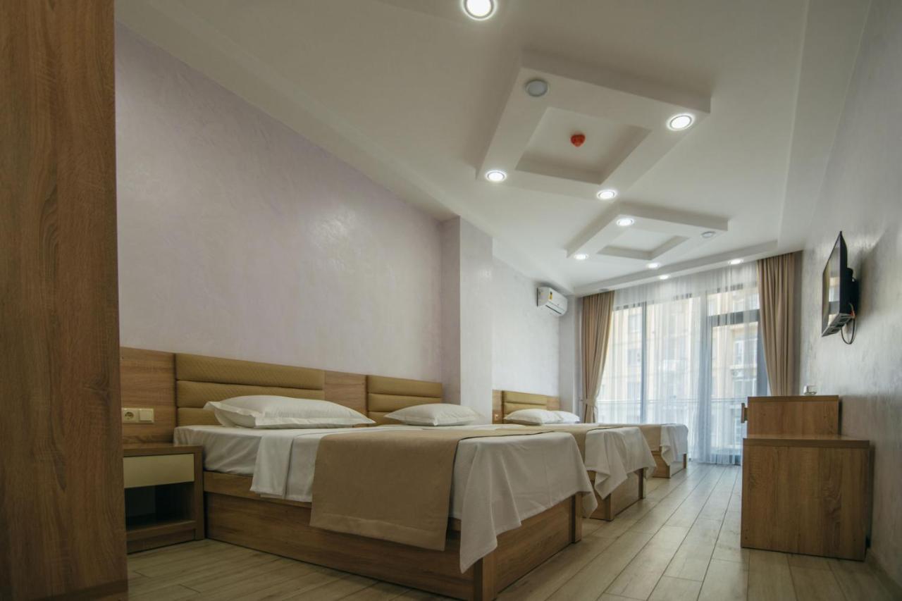Hotel Batumi Palace Eksteriør billede