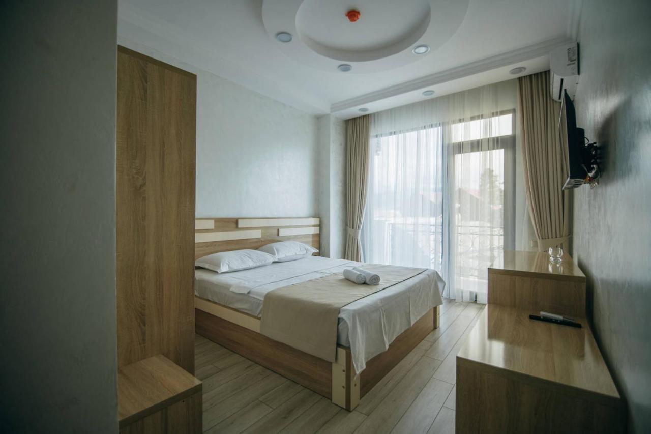 Hotel Batumi Palace Eksteriør billede