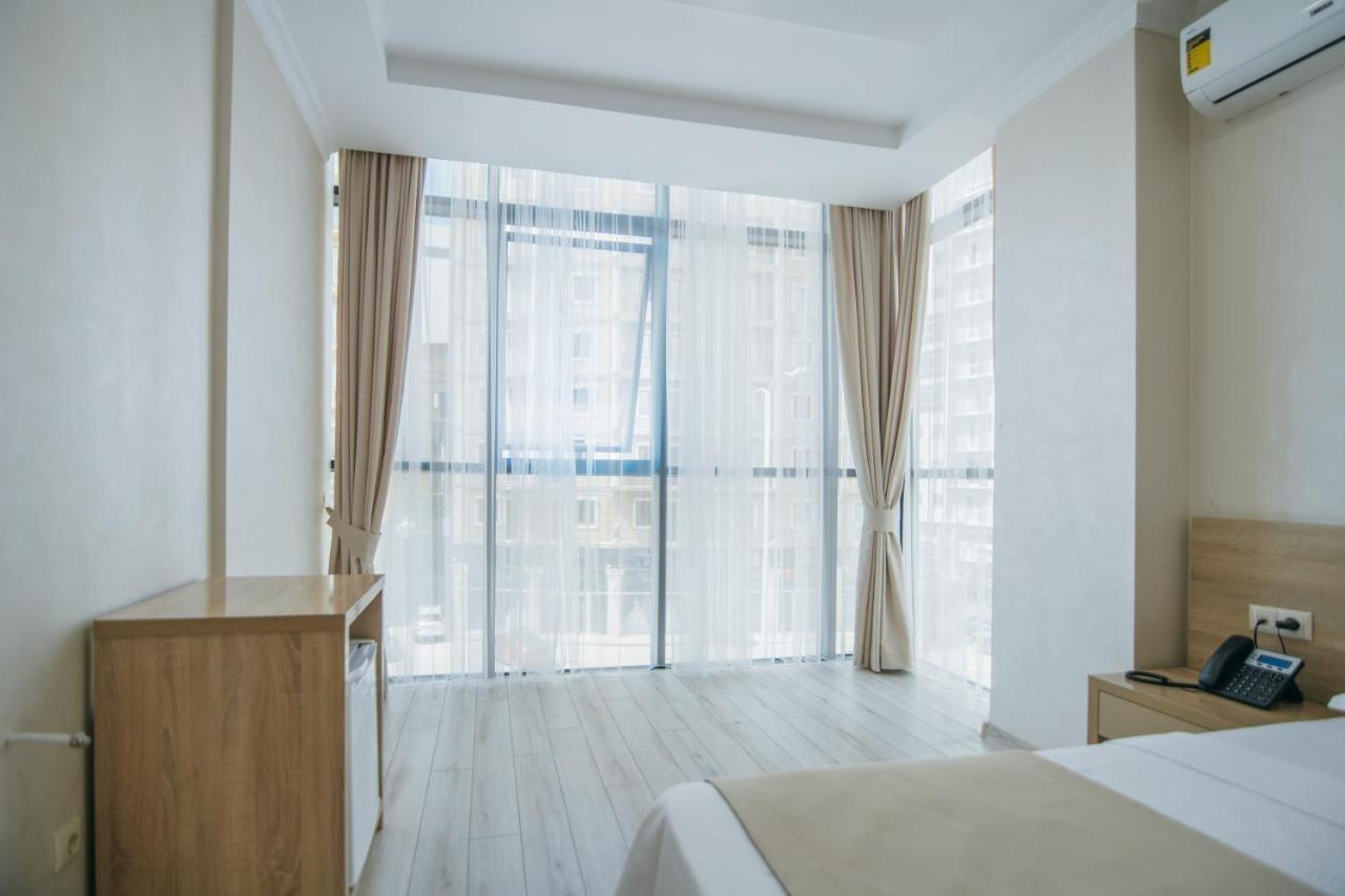 Hotel Batumi Palace Eksteriør billede