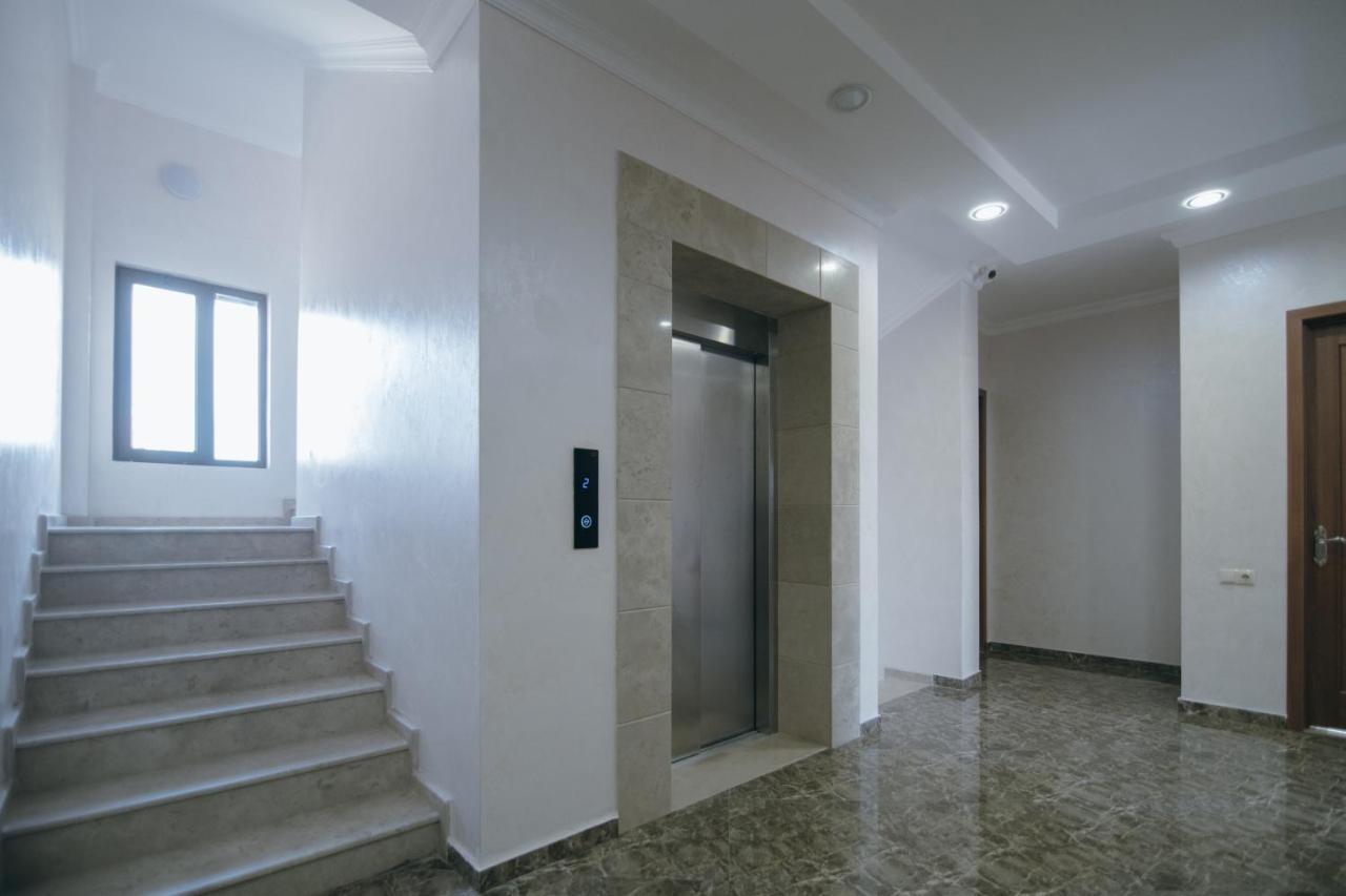 Hotel Batumi Palace Eksteriør billede